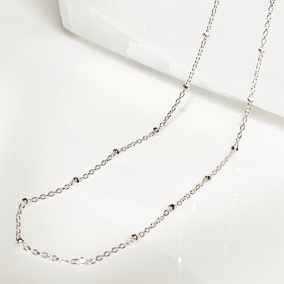 Dainty Chain Choker Faceted Cut Beads Necklace - Picture 4 of 6